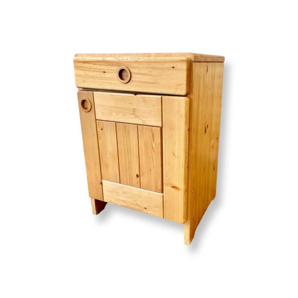 Les Arcs Nightstand