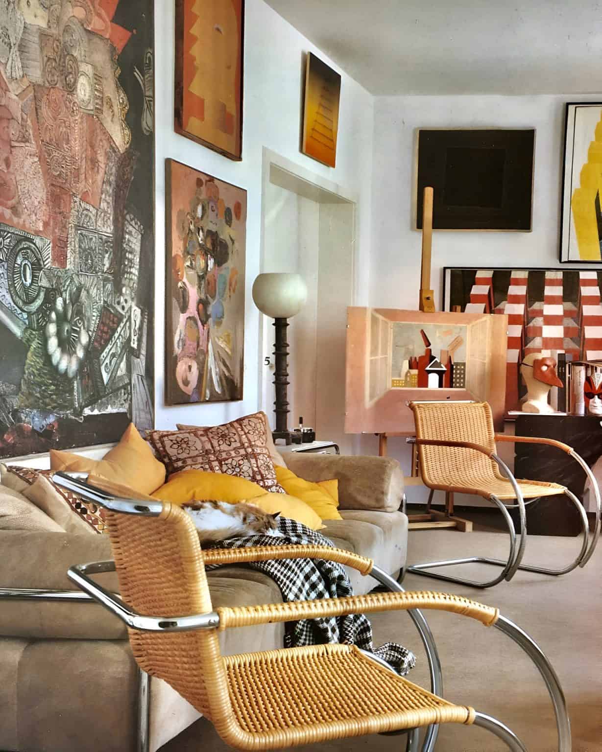 Mies Van Der Rohe Furniture Design In Modern Interiors