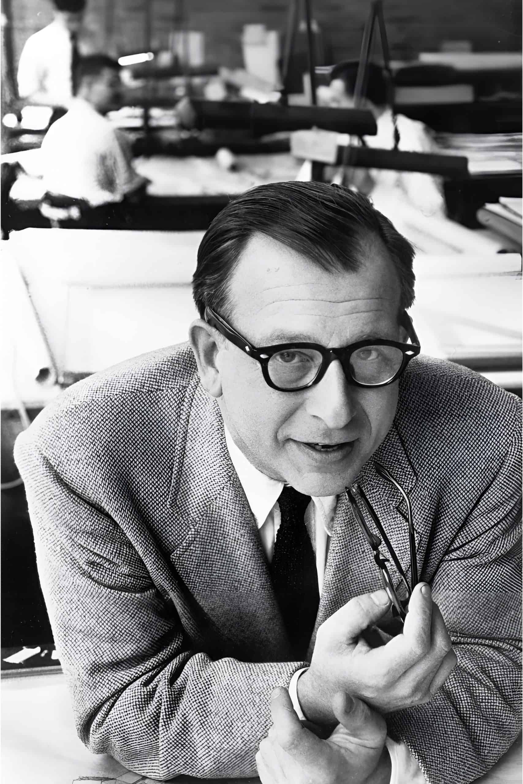 Eero Saarinen modernist furniture design _8