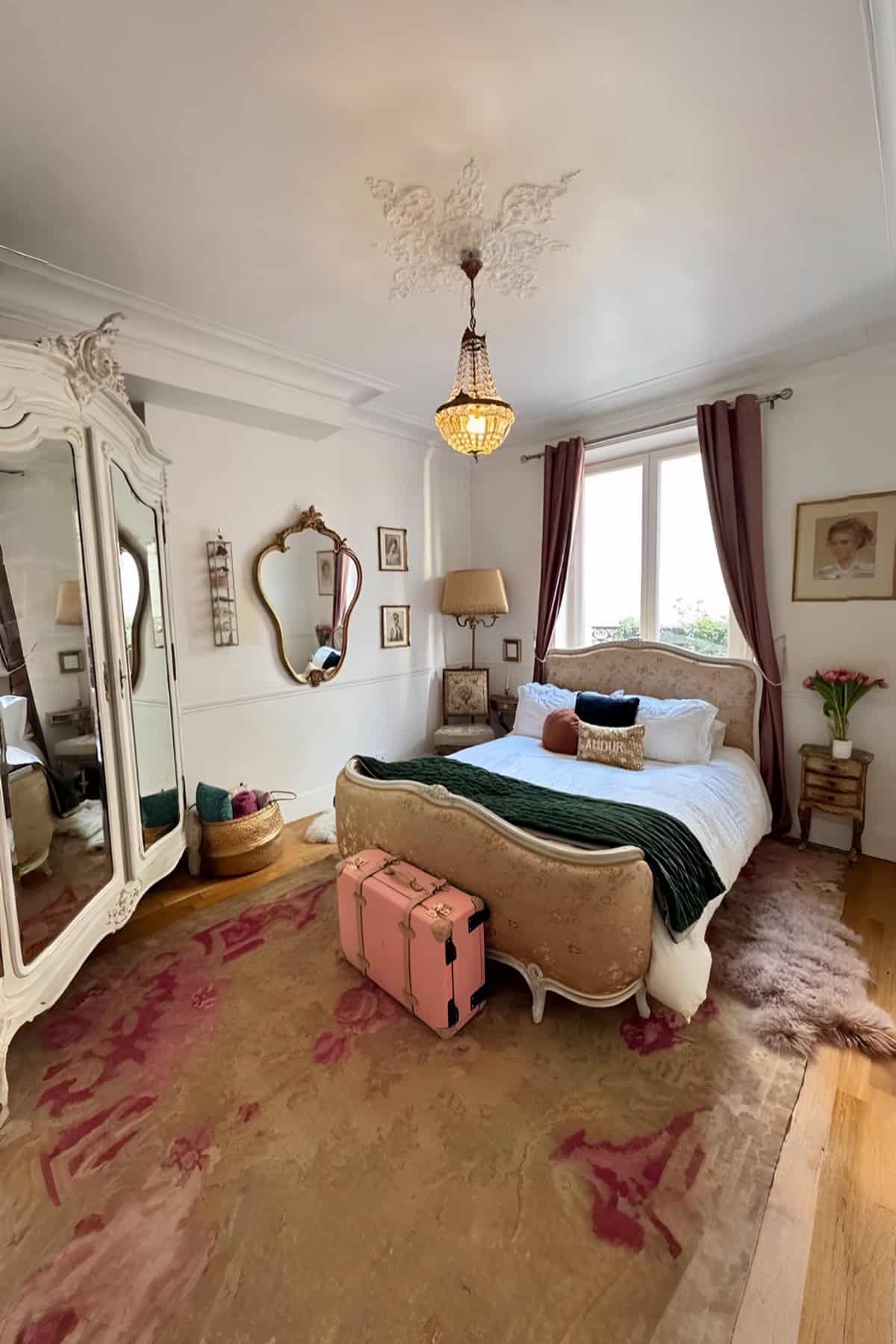 Parisian Bedroom Interiors Inspo-26